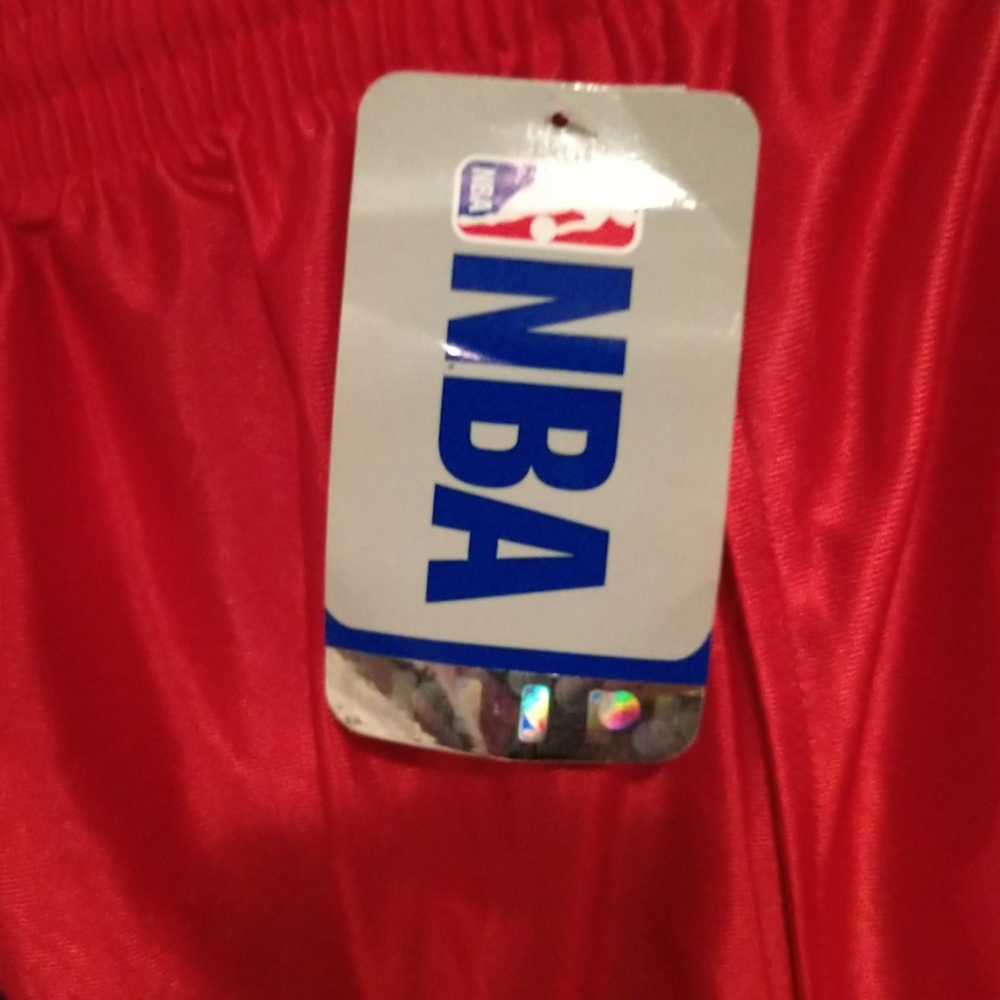NBA 76ers BNWT shorts - Picture 4 of 5